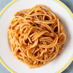 turkish spaghetti on a plate