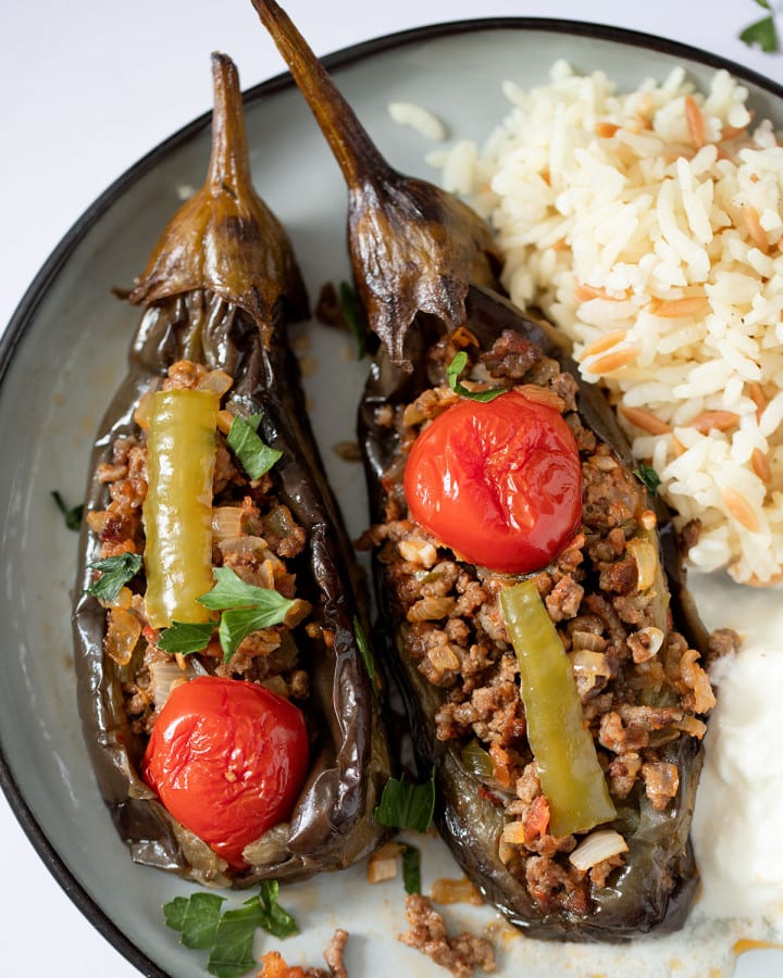 turkish stuffed eggplants on a plate