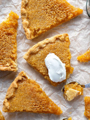 tranches de tarte à la mélasse